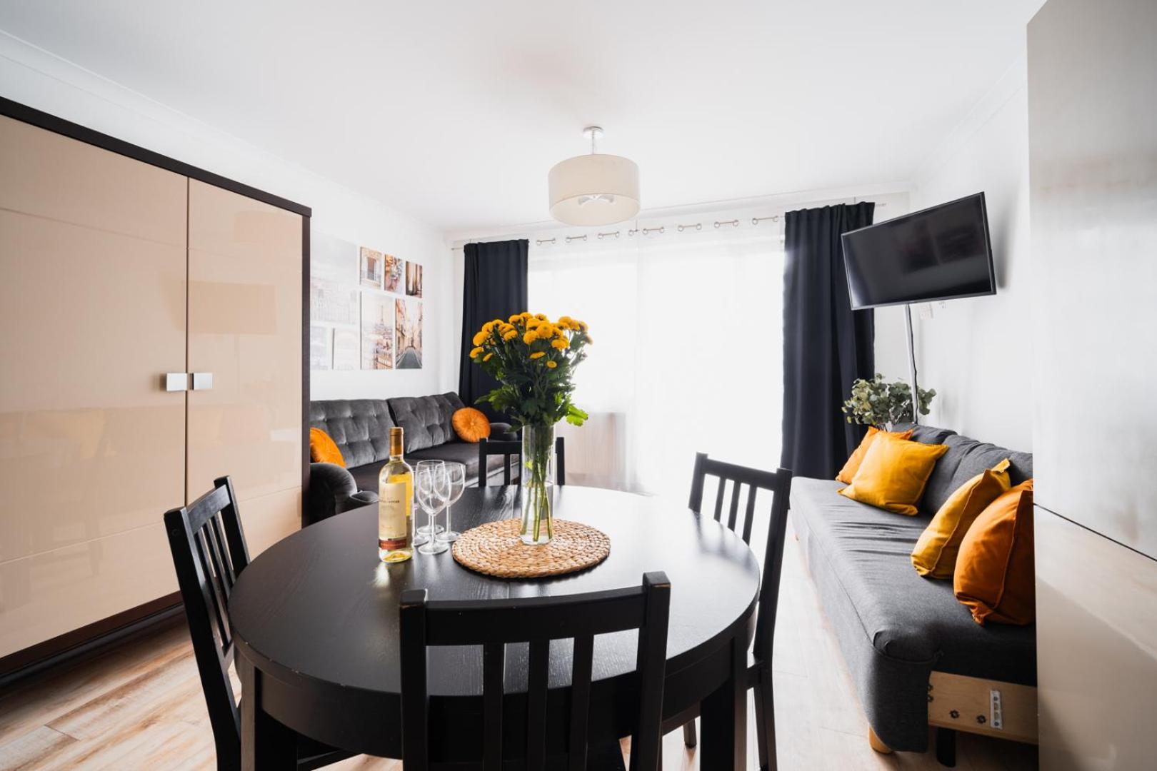 Old Town - 3 - 2 Bathrooms - 12 People - Parking Place Breslavia